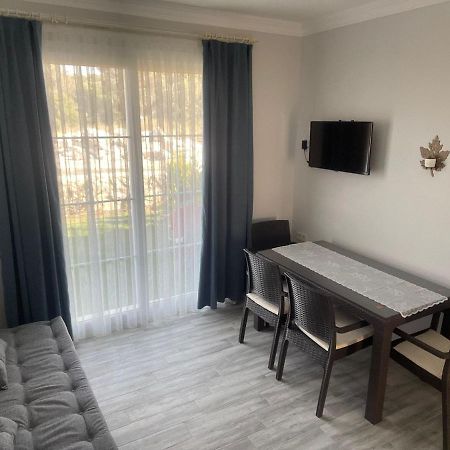 Merlin Apart Otel Karaburun  Buitenkant foto