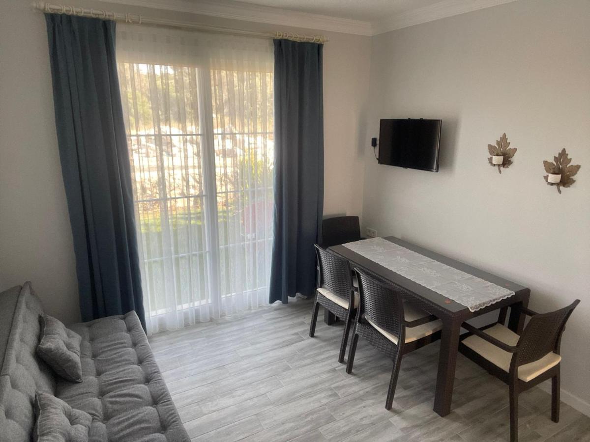 Merlin Apart Otel Karaburun  Buitenkant foto