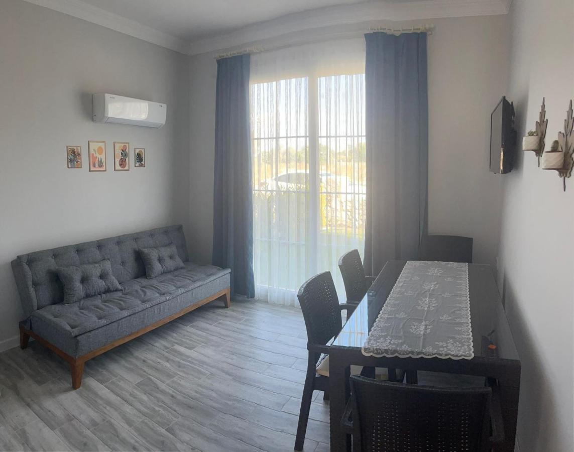 Merlin Apart Otel Karaburun  Buitenkant foto