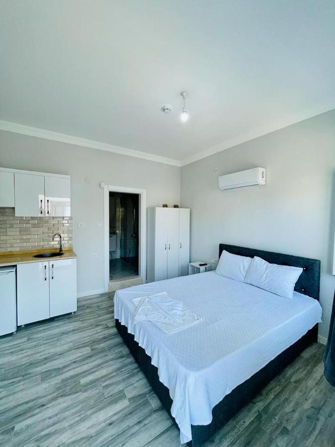 Merlin Apart Otel Karaburun  Buitenkant foto