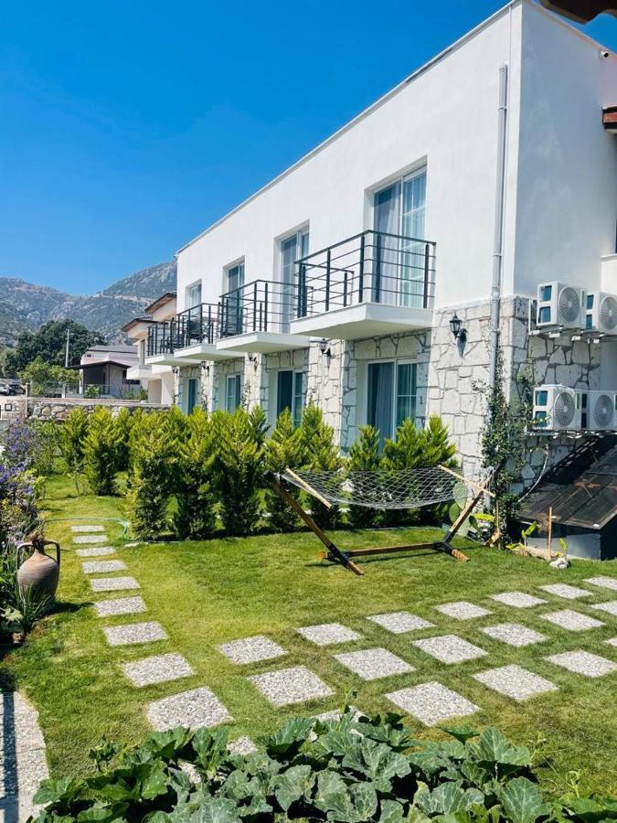 Merlin Apart Otel Karaburun  Buitenkant foto